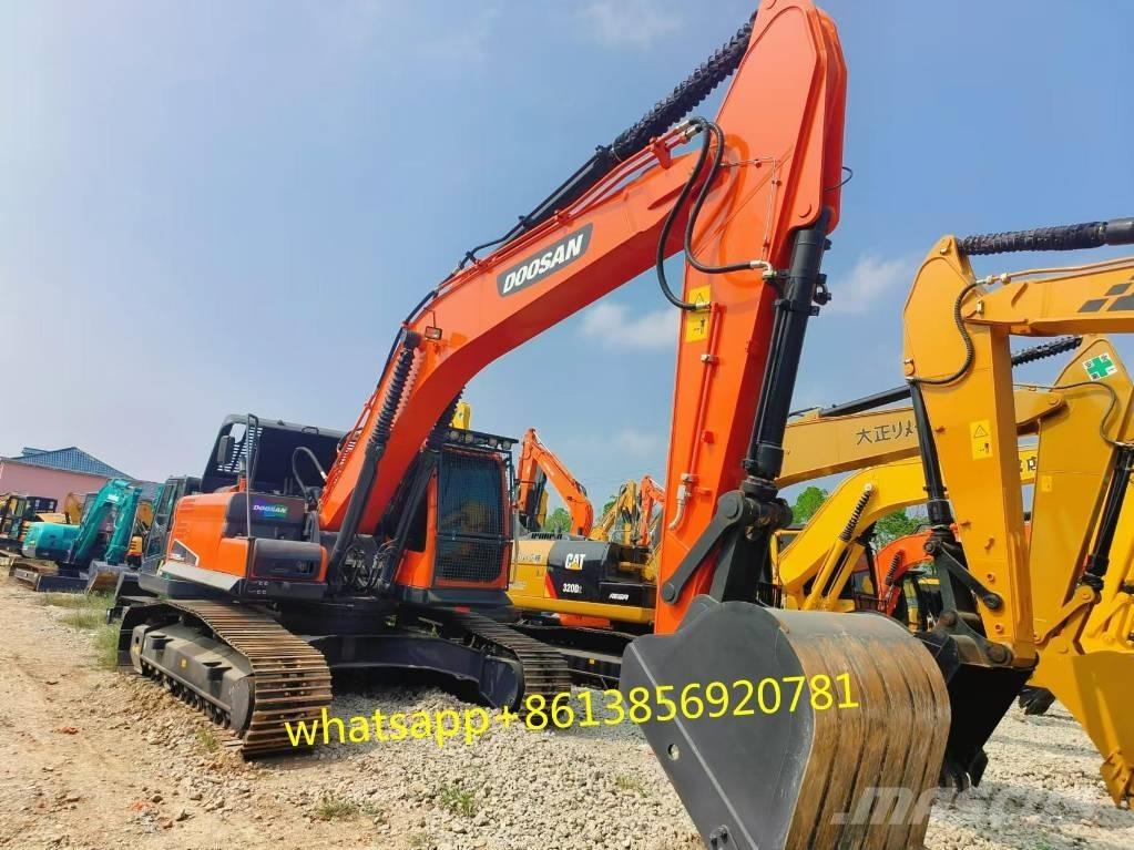 Doosan DX 225 Escavatori cingolati