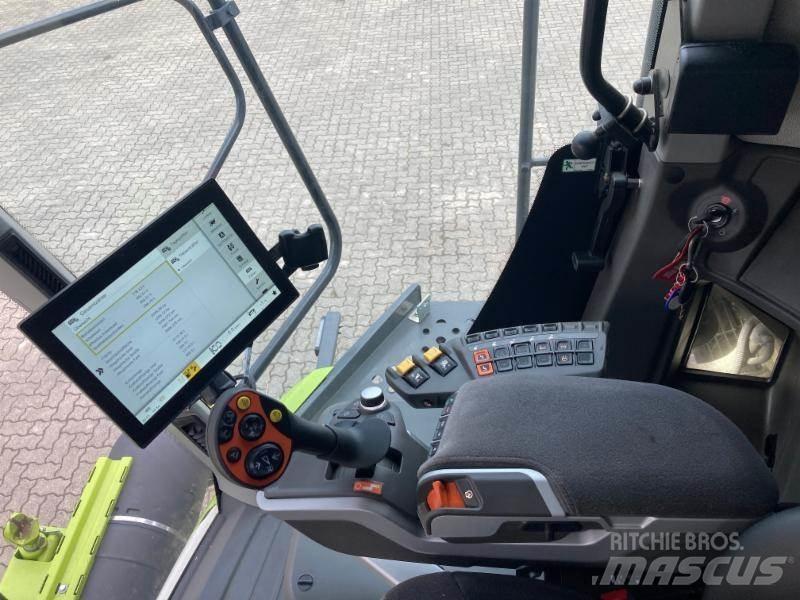 CLAAS LEXION 5400 Mietitrebbiatrici