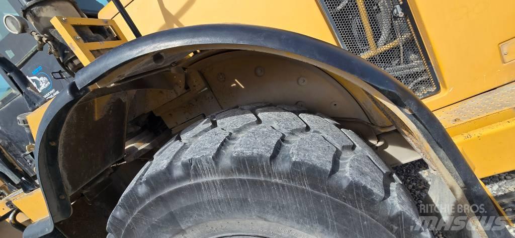 CAT 962 H Pale gommate