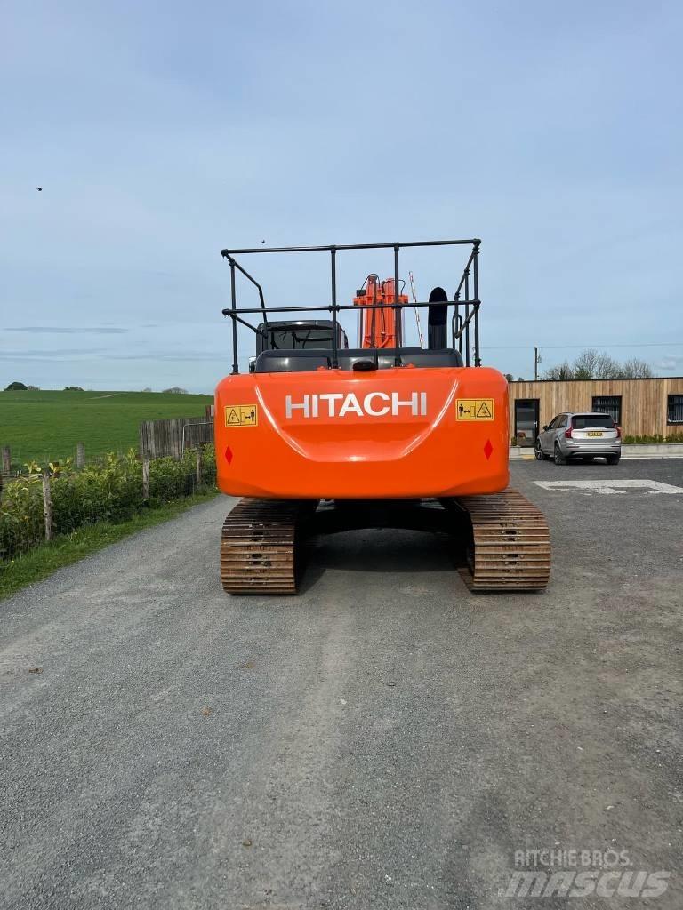Hitachi Zaxis 210 LC Escavatori a lunga portata