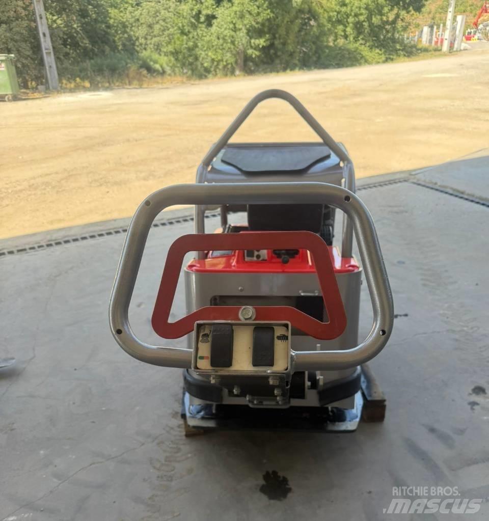 Swepac FB 450, 450Kg Vibratori
