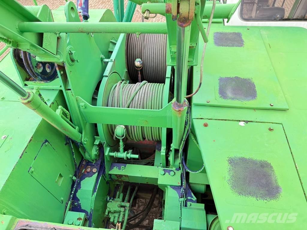 Kobelco BM 700 Gru cingolate