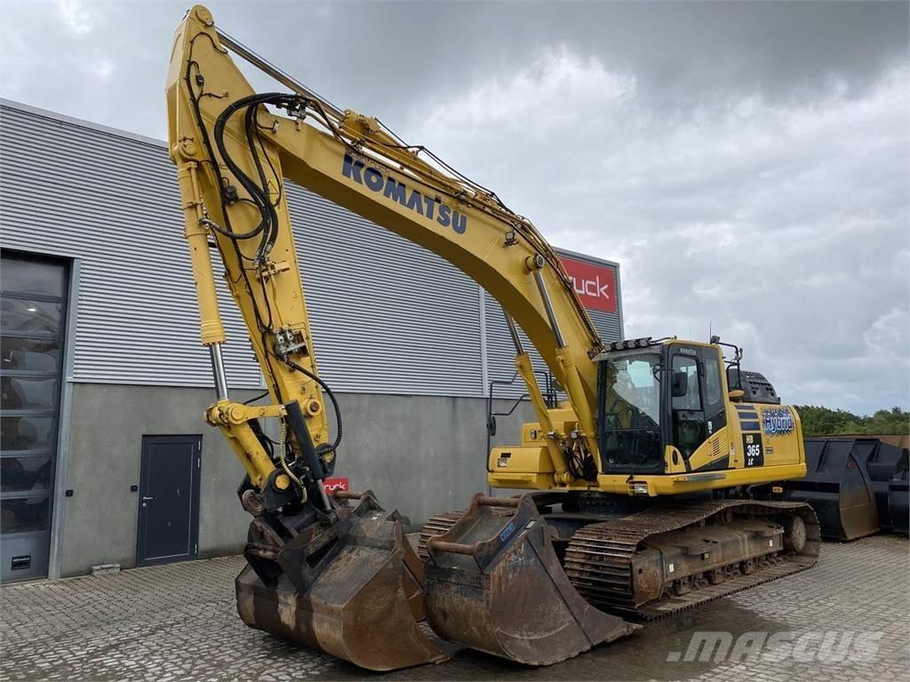 Komatsu HB365LC-3 Escavatori cingolati