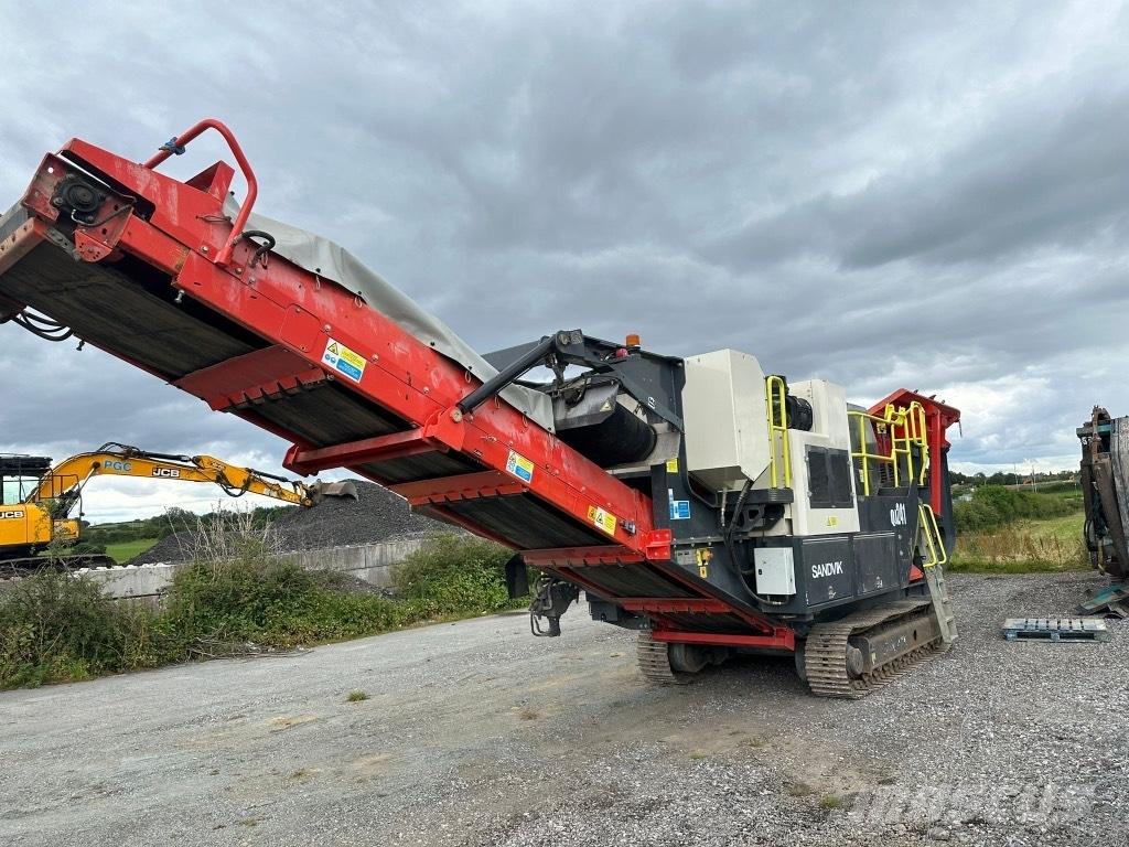 Sandvik QJ 241 Frantoi mobili