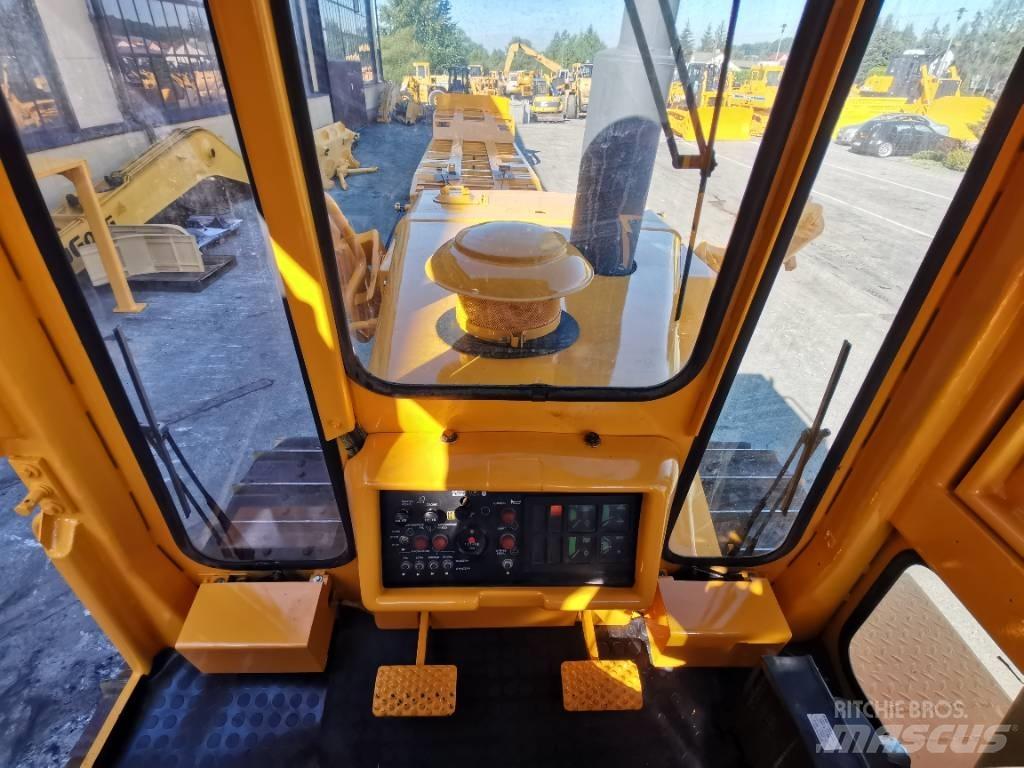 Dressta TD-20G Dozer cingolati