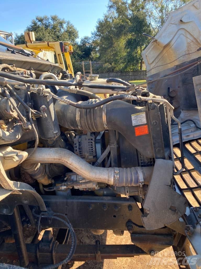 Ford F 650 SD Camion ribaltabili