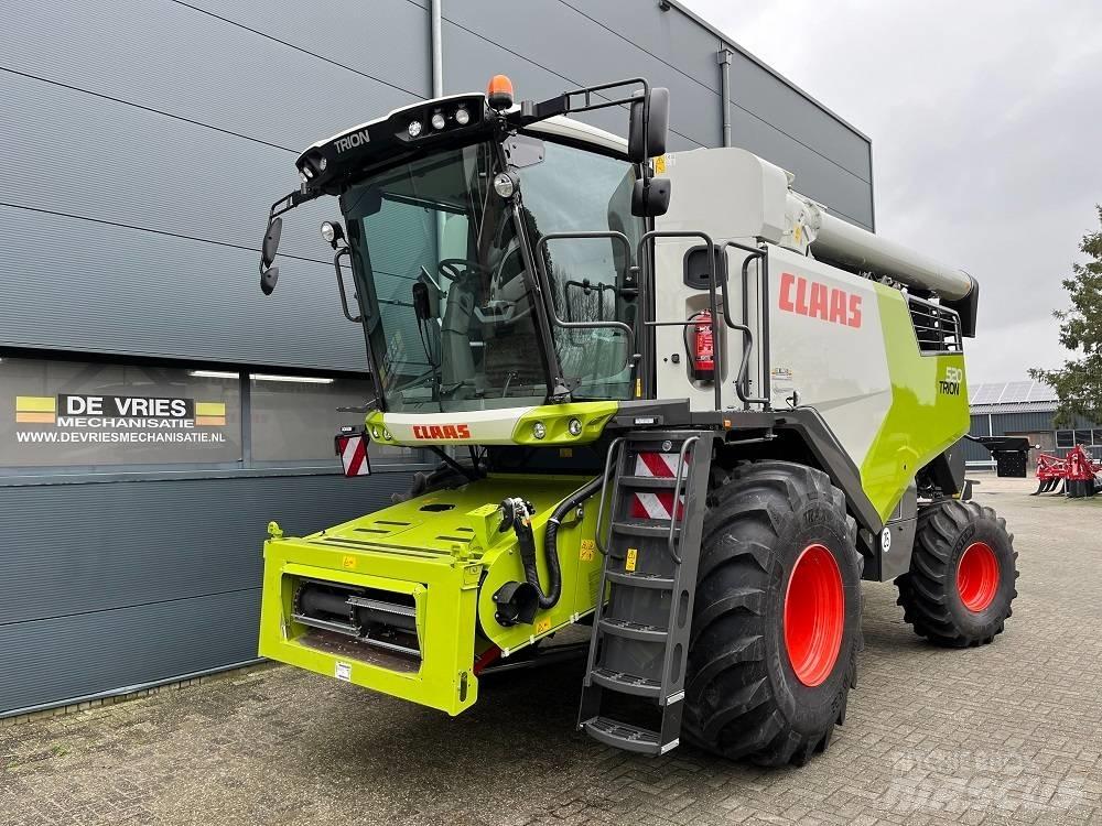 CLAAS Trion 520 Mietitrebbiatrici