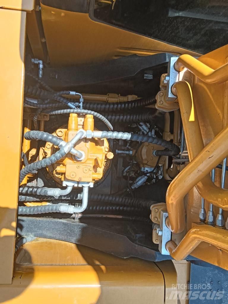 Sany SY 215 C Escavatori cingolati