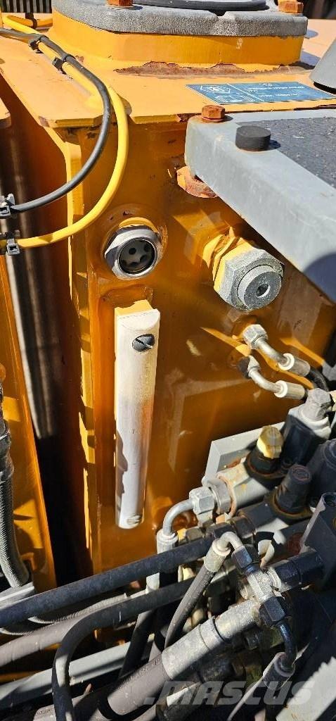 Liebherr LH 22 M Movimentazione rifiuti