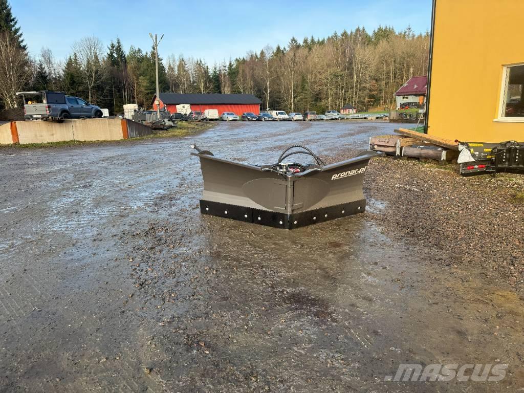 Pronar PUV 2600 M Lame spazzaneve e aratri