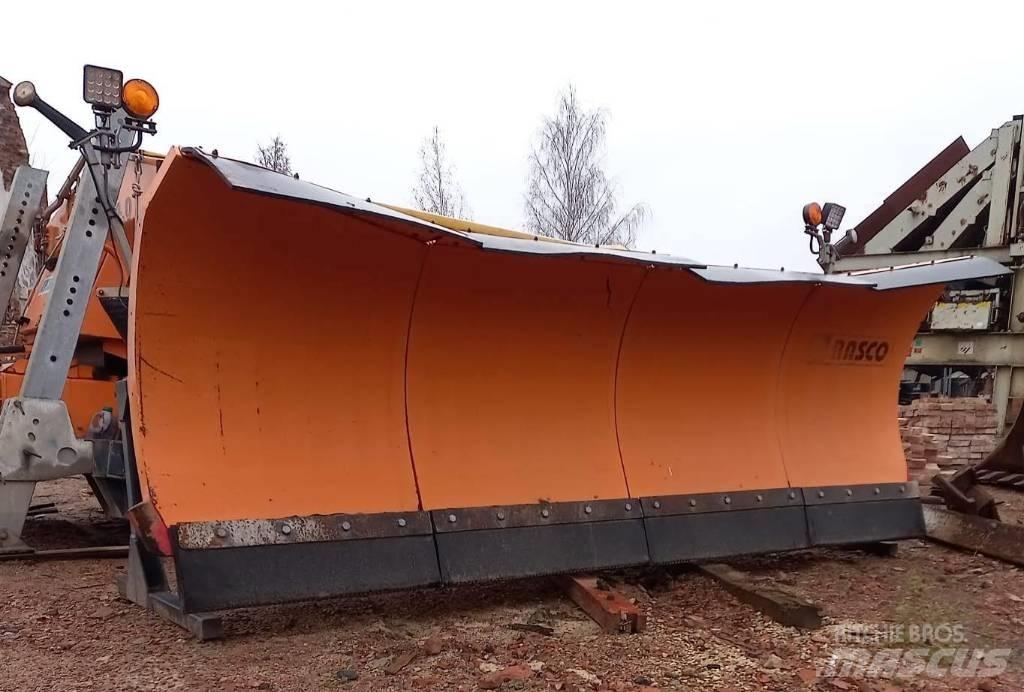 Rasco Kalnik 3,4 Manutenzione verde e strade – Altro