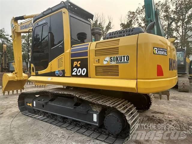 Komatsu PC 200-8 Escavatori cingolati