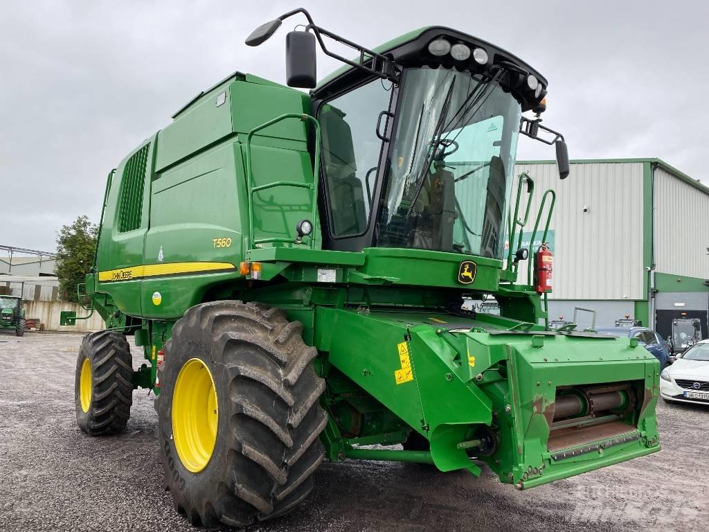 John Deere T 560 Mietitrebbiatrici