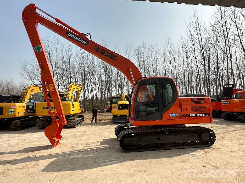 Doosan DX160LC Escavatori cingolati