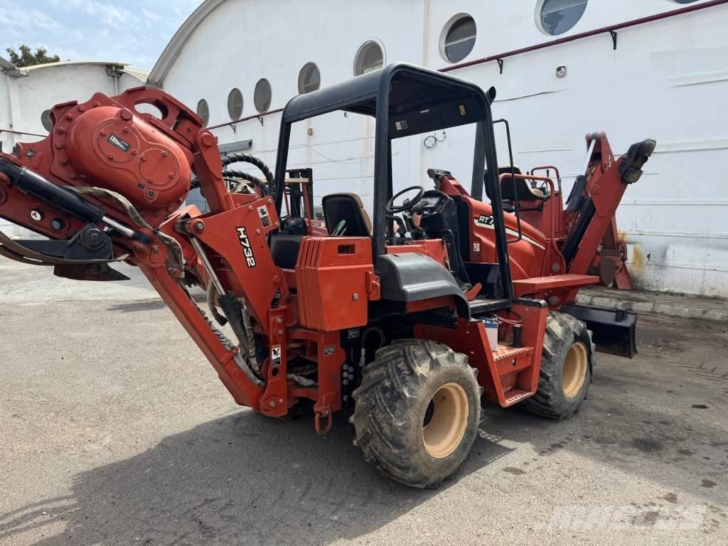 Ditch Witch RT 75 Scavafossi