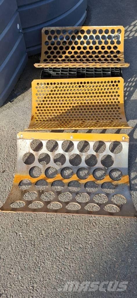 Haybuster H-835 Trinciatrici, tagliatrici e srotolatrici per balle