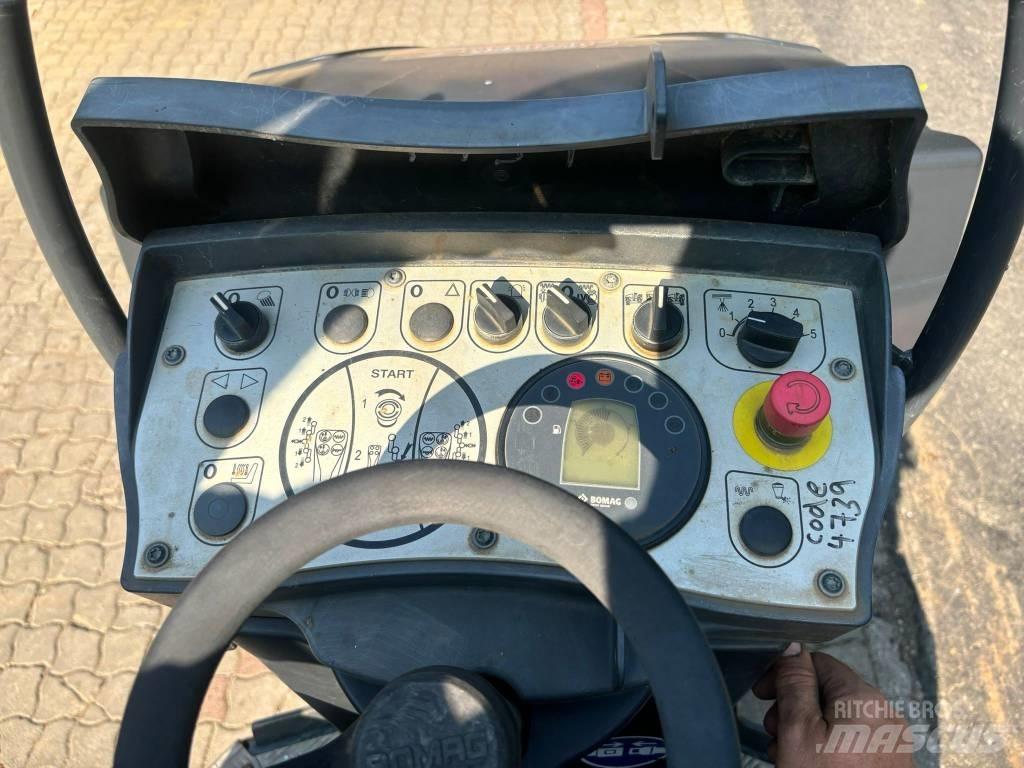 Bomag BW 120 AD-5 Rulli a doppio tamburo