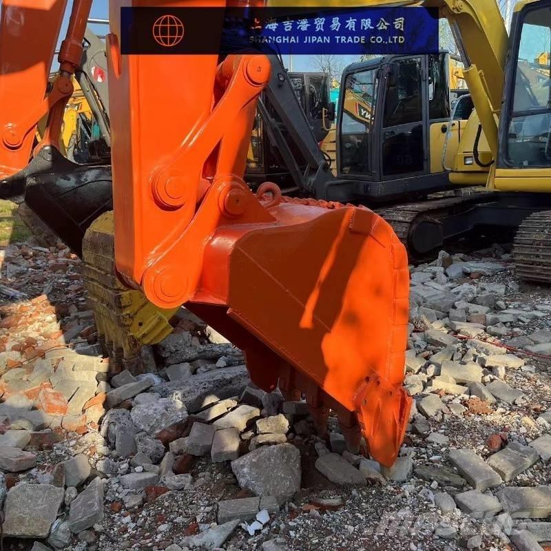 Hitachi ZX 135 Escavatori cingolati