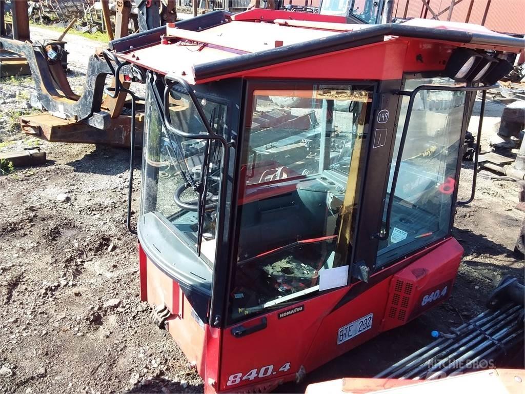 Komatsu 840.4 Cabine e interni