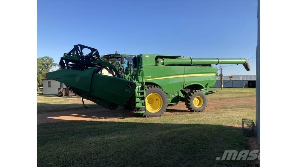 John Deere S 670 Mietitrebbiatrici
