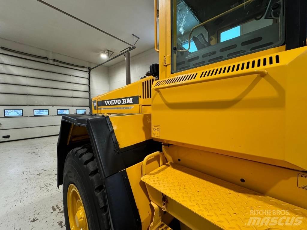 Volvo L 90C Pale gommate