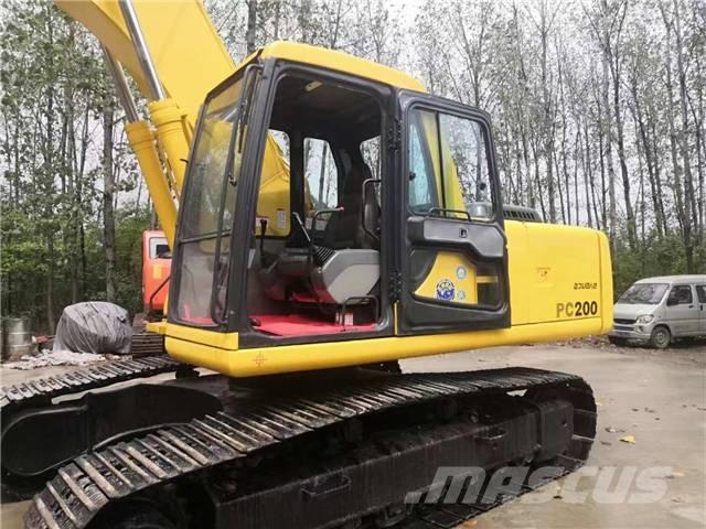 Komatsu pc200-6 Escavatori cingolati