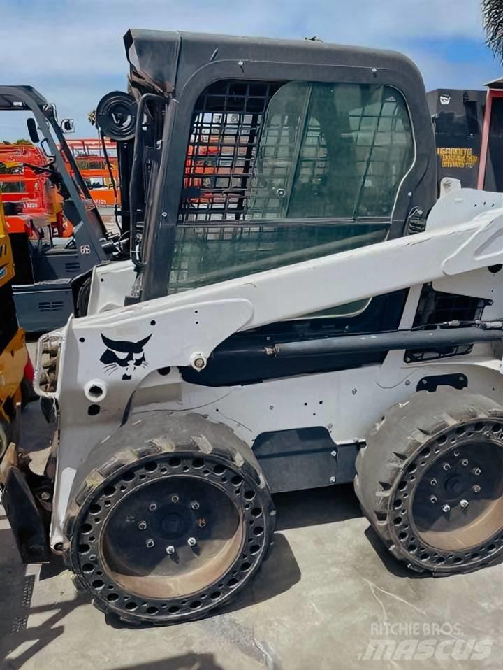 Bobcat S 550 Mini Pale Gommate