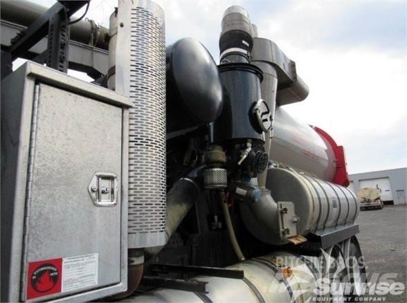 Vactor 2100 Serbatoi