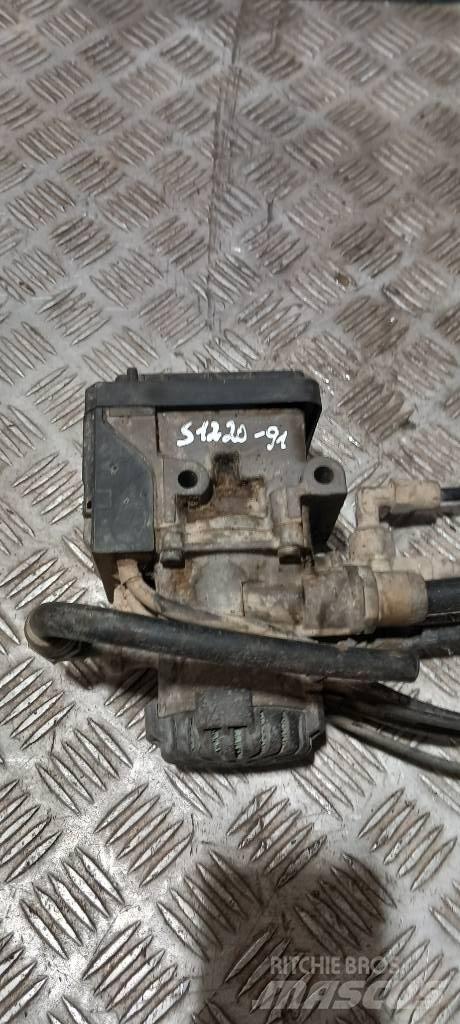 Scania G 400   1879275 Freni