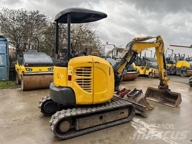 Komatsu PC 26 MR-3 Miniescavatori