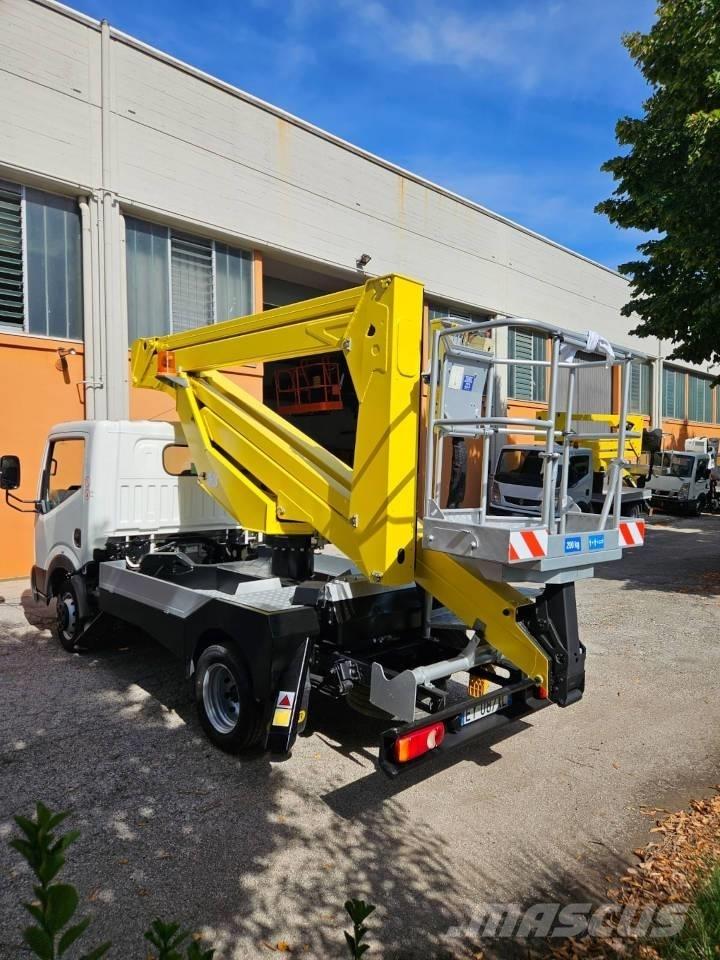 Palfinger P 200 A Piattaforme autocarrate