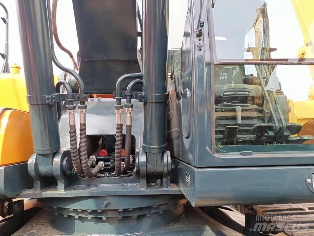 Hyundai 305-9 Escavatori cingolati