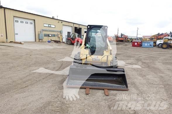 CAT 262D3 Mini Pale Gommate