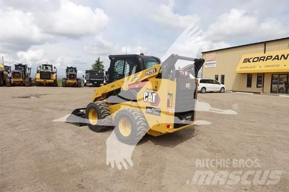 CAT 262D3 Mini Pale Gommate