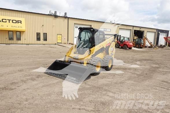 CAT 262D3 Mini Pale Gommate