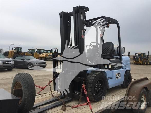 Utilev UT30P Carrelli elevatori diesel