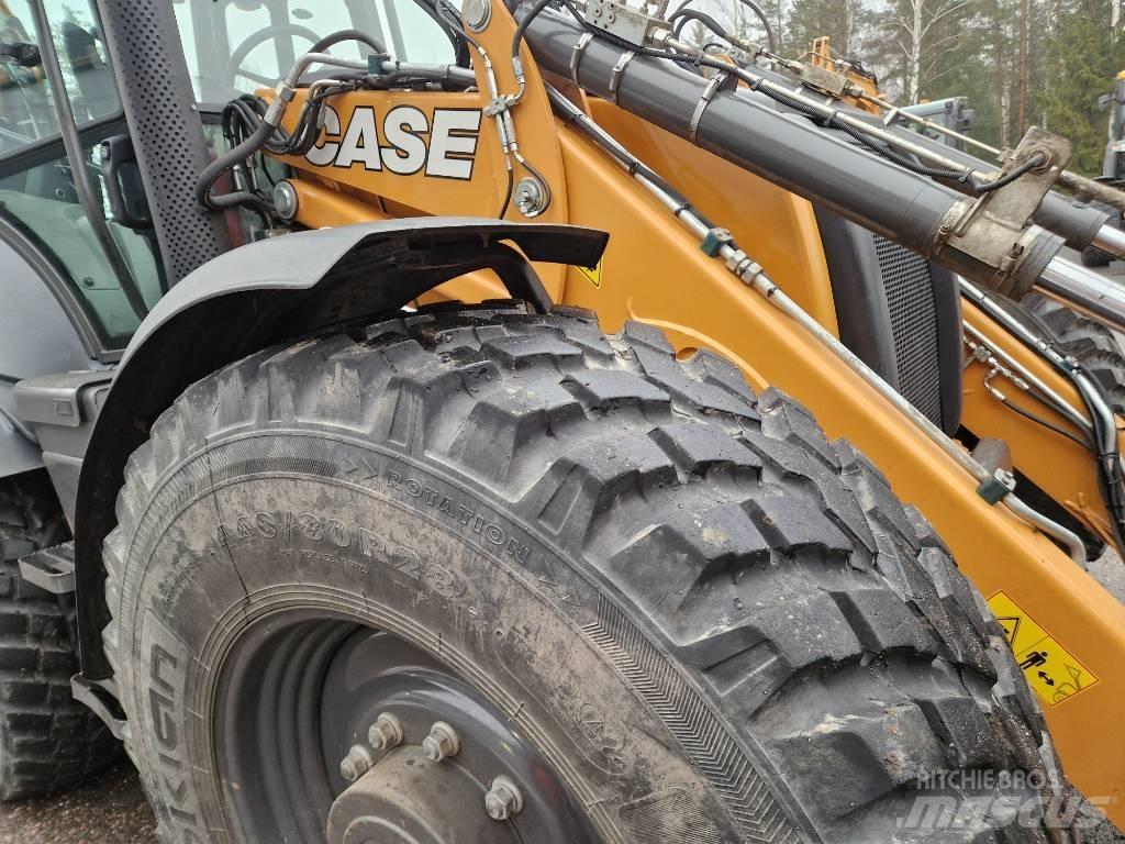 CASE 695 SV Terne