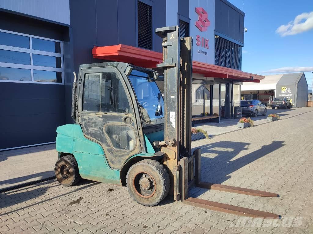 Mitsubishi FD 30 N Carrelli elevatori diesel
