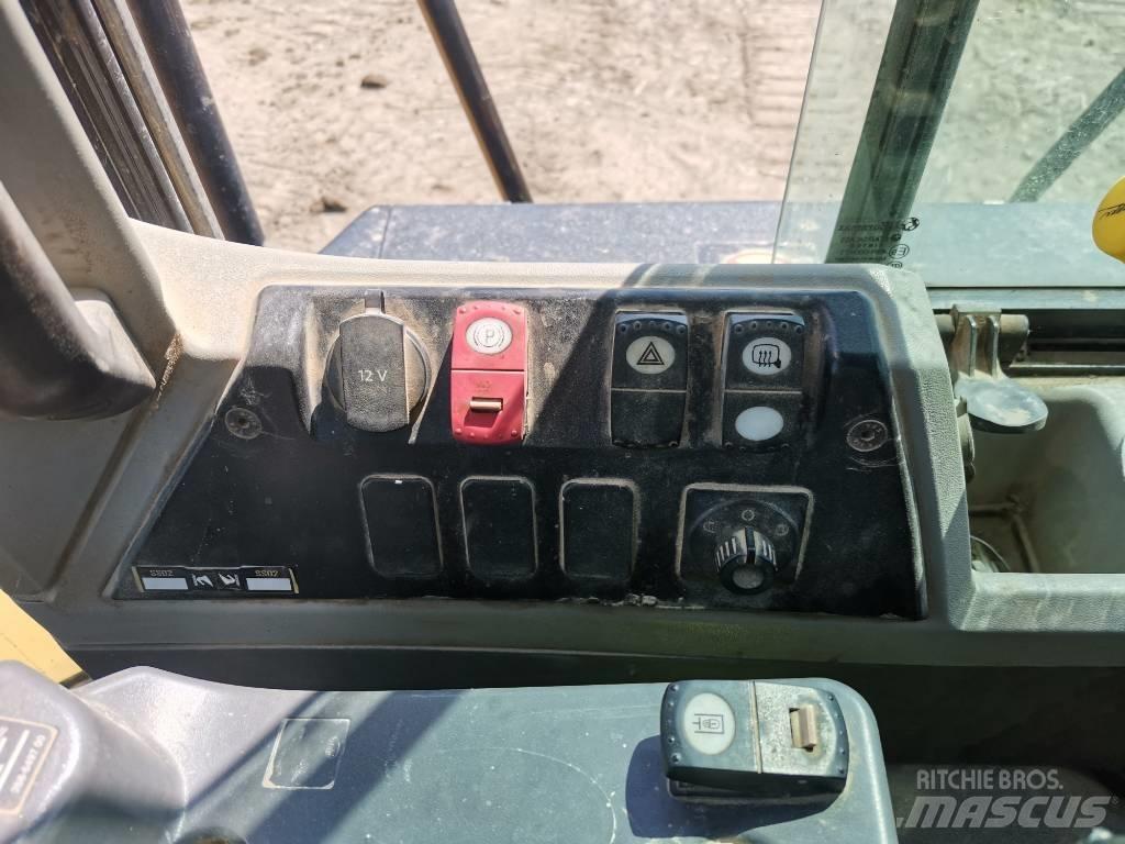 CAT 962 M Pale gommate
