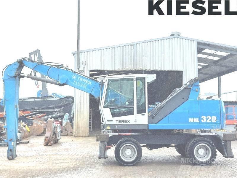 Fuchs MHL 320 D Movimentazione rifiuti