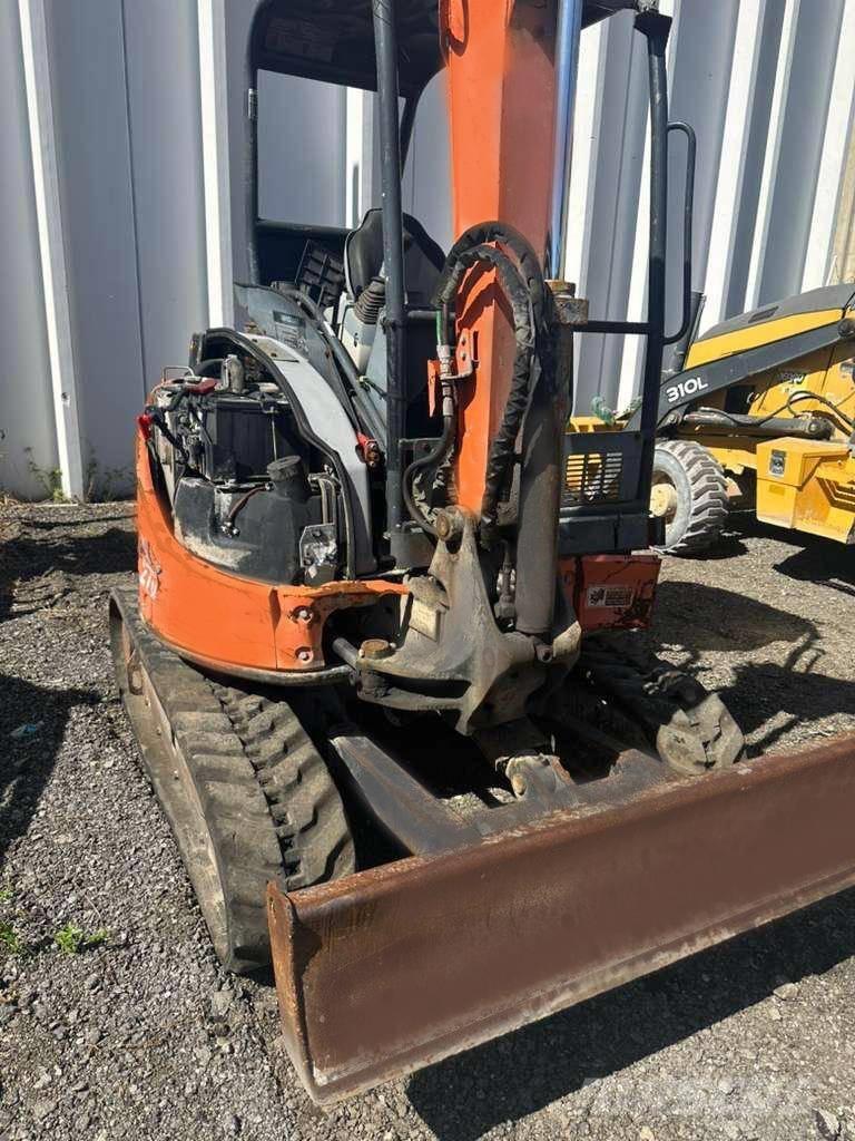 Hitachi ZX 27 U Miniescavatori