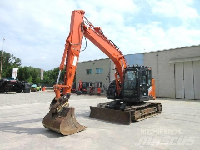Hitachi ZX 135 US-7 Escavatori cingolati