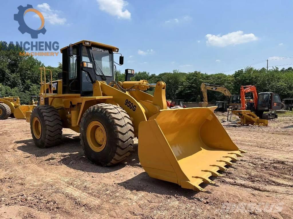CAT 950G Pale gommate