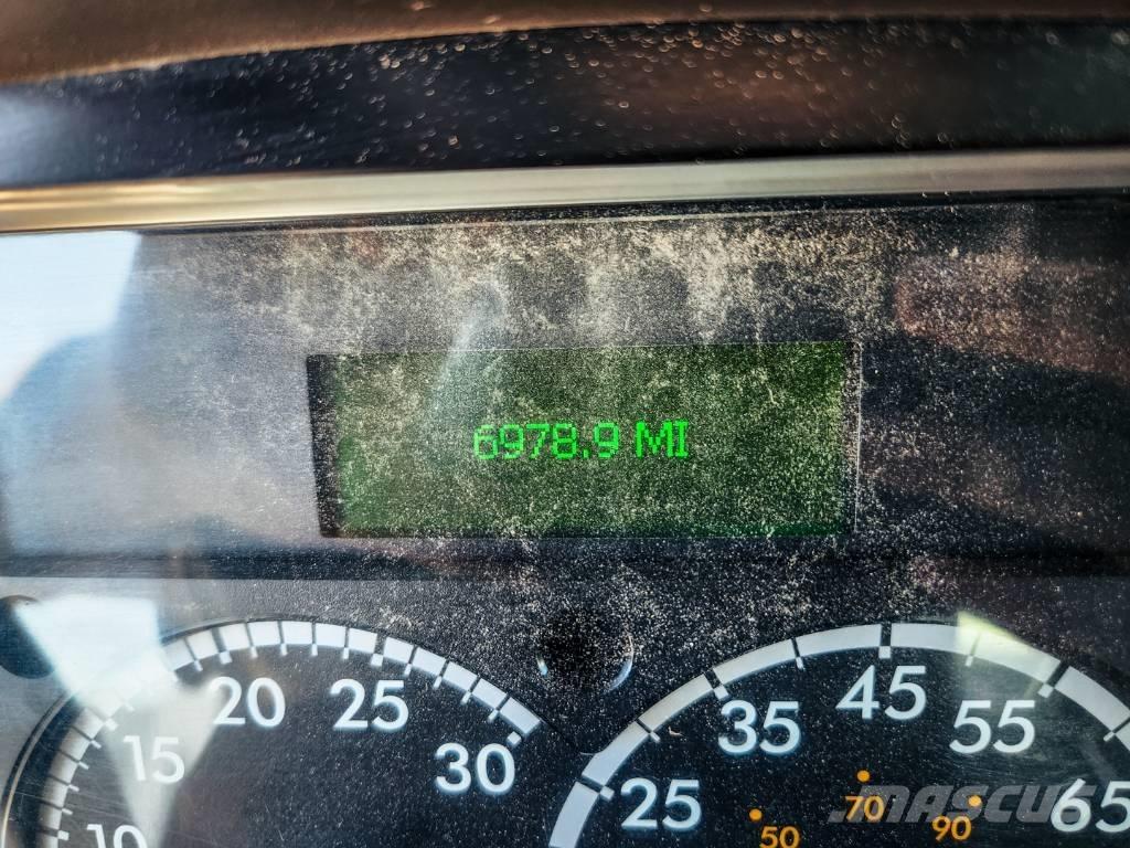 Freightliner 108 SD Autocisterne