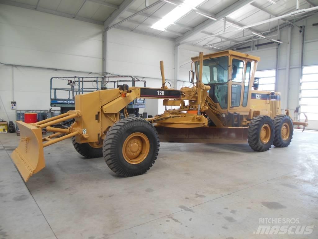 CAT 12 H - NA + Riper Motorgraders