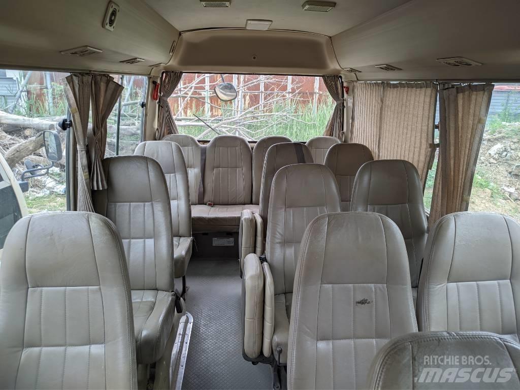 Toyota Coaster Autobus interurbani