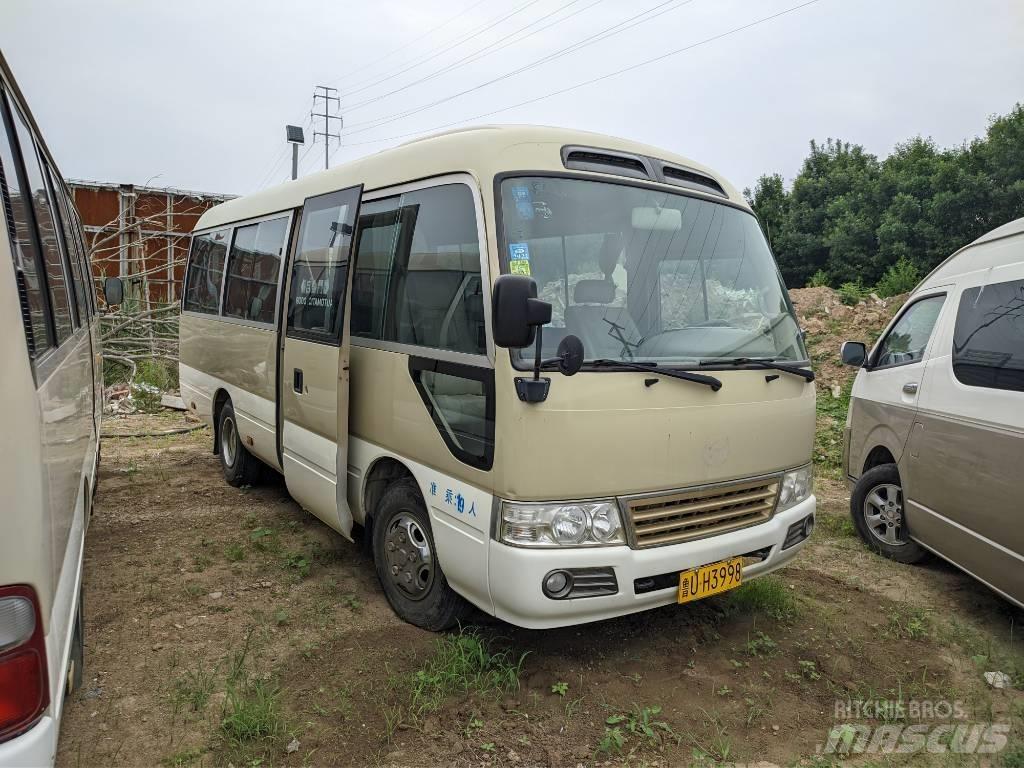 Toyota Coaster Autobus interurbani