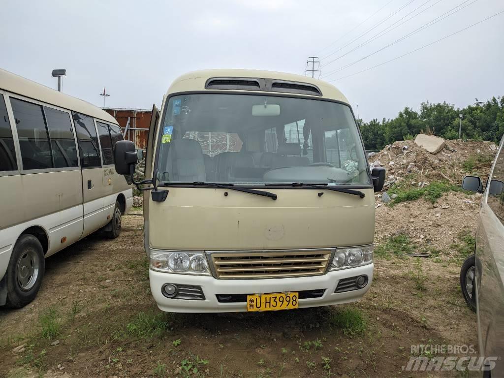 Toyota Coaster Autobus interurbani