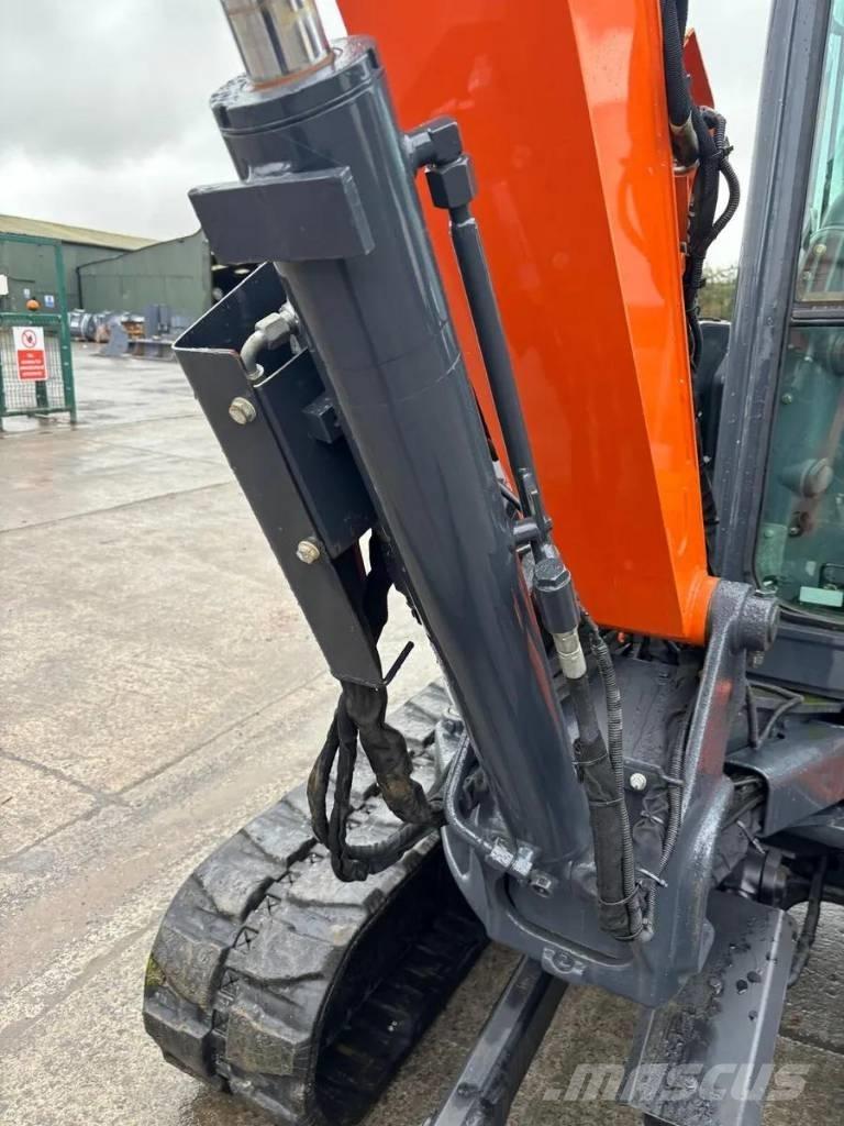 Hitachi ZX55U -6 CLR Miniescavatori