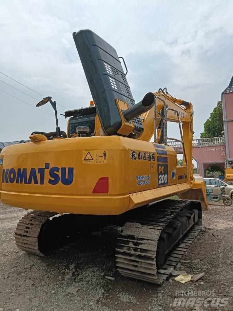 Komatsu PC 200-8 Escavatori cingolati